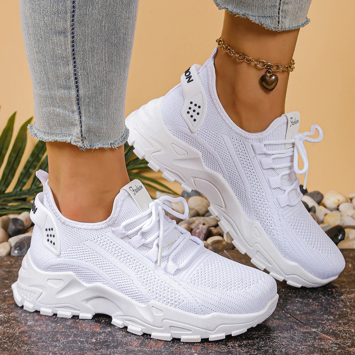 2026 New Women Casual Sports Shoes Breathable Mesh Upper Soft Cushion Sole Lightweight Comfort Versatile Daily Walking Sneakers